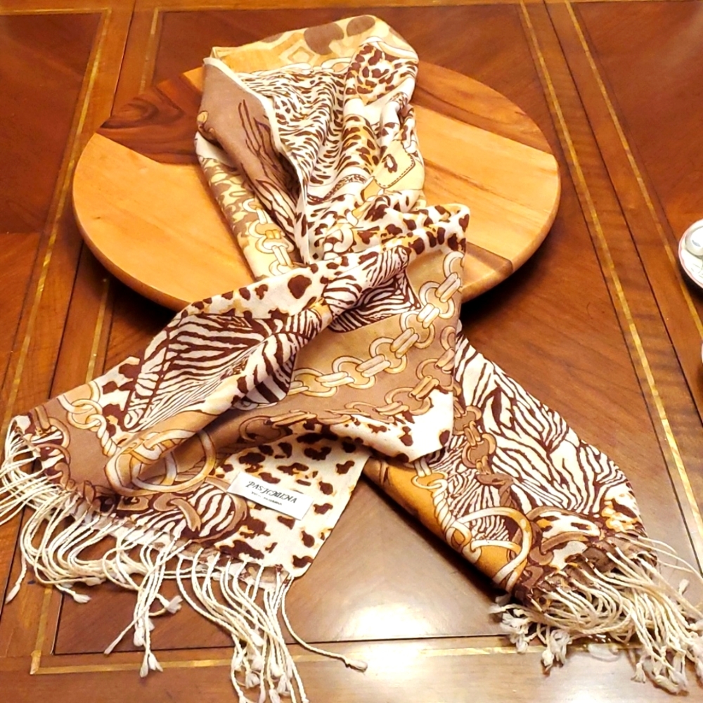 100% Pashmina Scarf